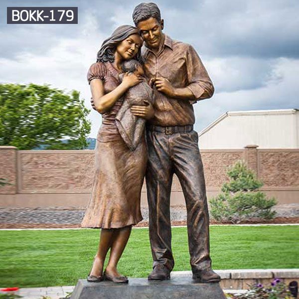 Customized Life-size Bronze Family Statues Home Decoration for Sale