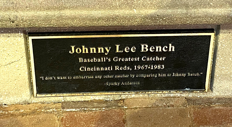 Johnny Bench sculpture