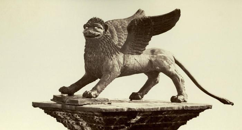 magic bronze Winged Lion Statue in Venice