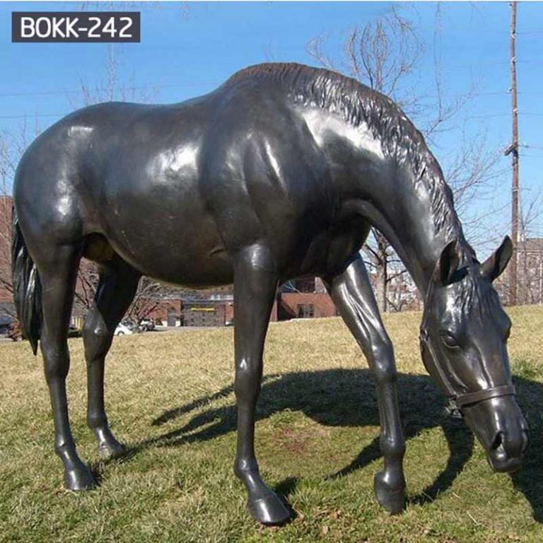 Life Size Lifelike Bronze Horse Statue Outdoor Lawn Decor Factory Supplier