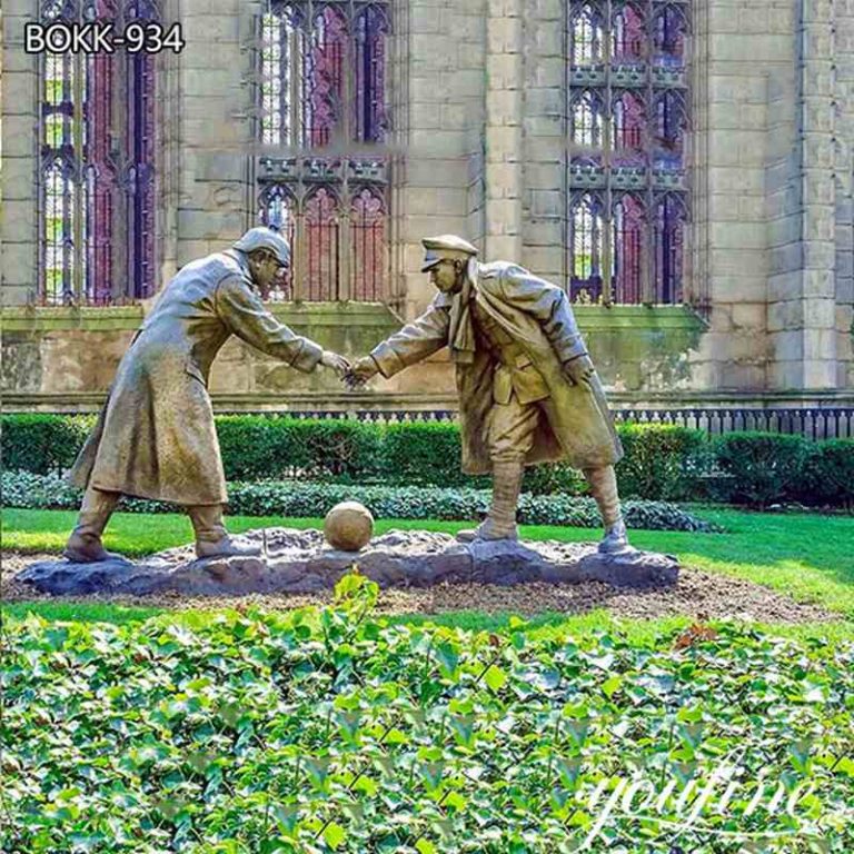 Christmas truce football statue-YouFine Sculpture