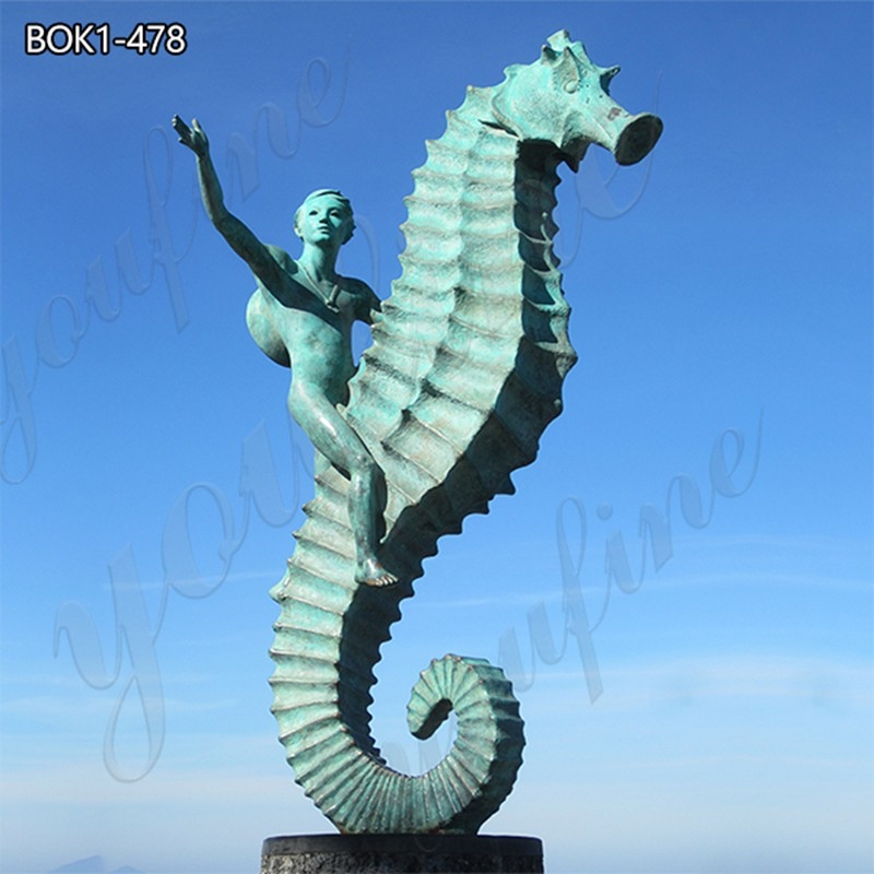 bronze-seahorse-sculpture