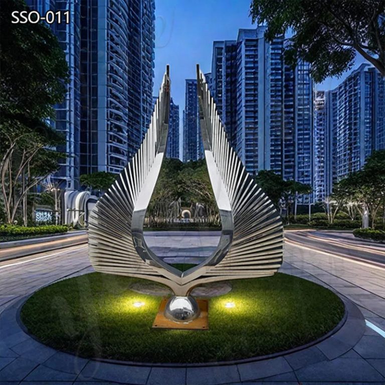 angel-wing-sculpturre