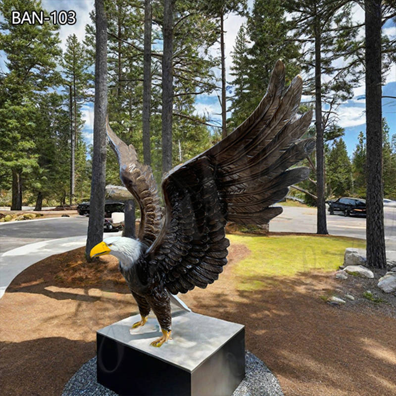 bronze eagle statue outdoor