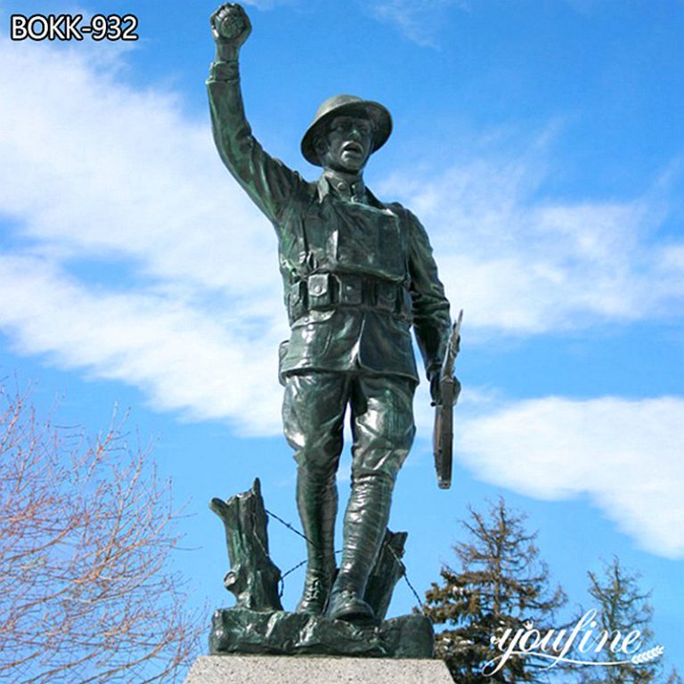 military memorial statue